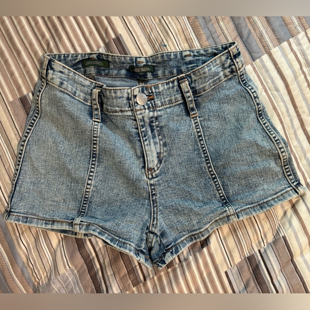 High waisted light wash jean short shorts